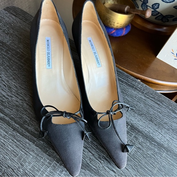 Manolo Blahik Charcoal Black Canvas Pointed Toe Heels EU39.5 - Picture 4 of 11